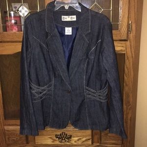 One 5 One Denim Jacket. Women’s Size XL. Vintage